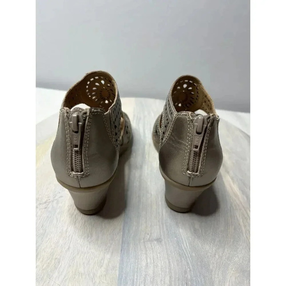 Earth Crown Platinum Wedge Bronze Leather Open Toe Sandal Back Zip Women 5.5 - Picture 4 of 8